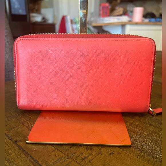 MCM Vibrant Red and Orange Zipparound Wallet - Picture 2 of 7